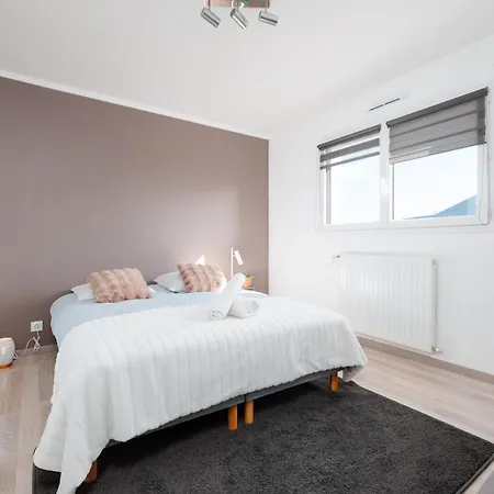 Des Violettes 8 Personnes Feriehus *