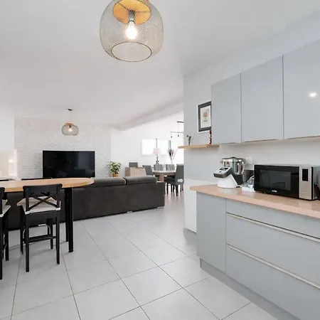 Feriehus Des Violettes 8 Personnes Granville